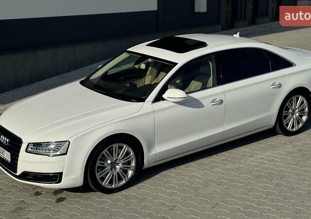 Белый Ауди А8, объемом двигателя 3 л и пробегом 158 тыс. км за 33700 $, фото 1 на Automoto.ua