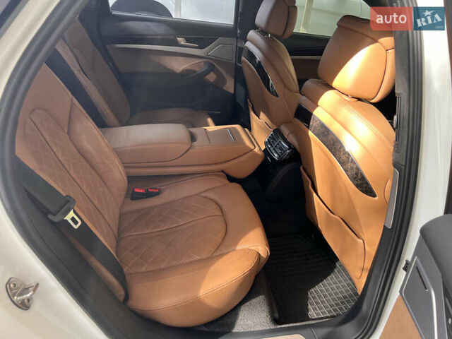 Білий Ауді A8, об'ємом двигуна 2.97 л та пробігом 178 тис. км за 28600 $, фото 4 на Automoto.ua
