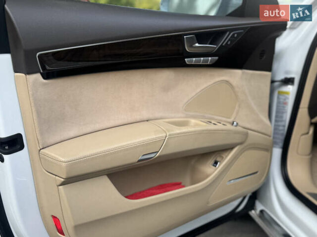 Білий Ауді A8, об'ємом двигуна 2.97 л та пробігом 153 тис. км за 30900 $, фото 61 на Automoto.ua