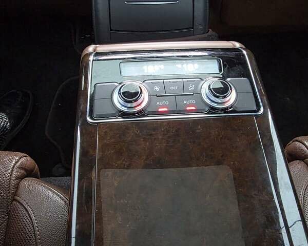 Белый Ауди А8, объемом двигателя 3 л и пробегом 193 тыс. км за 21000 $, фото 18 на Automoto.ua