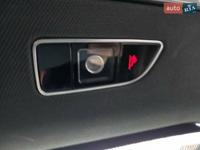 Белый Ауди А8, объемом двигателя 3 л и пробегом 193 тыс. км за 21000 $, фото 17 на Automoto.ua