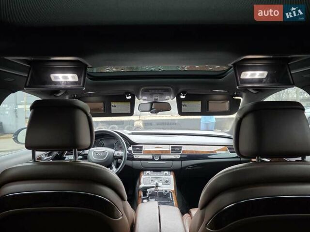 Белый Ауди А8, объемом двигателя 3 л и пробегом 193 тыс. км за 21000 $, фото 16 на Automoto.ua