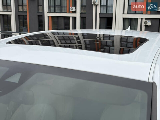 Білий Ауді A8, об'ємом двигуна 4.2 л та пробігом 269 тис. км за 25500 $, фото 14 на Automoto.ua