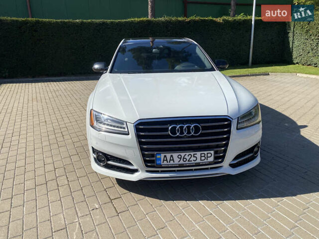 Білий Ауді A8, об'ємом двигуна 3 л та пробігом 192 тис. км за 24900 $, фото 3 на Automoto.ua