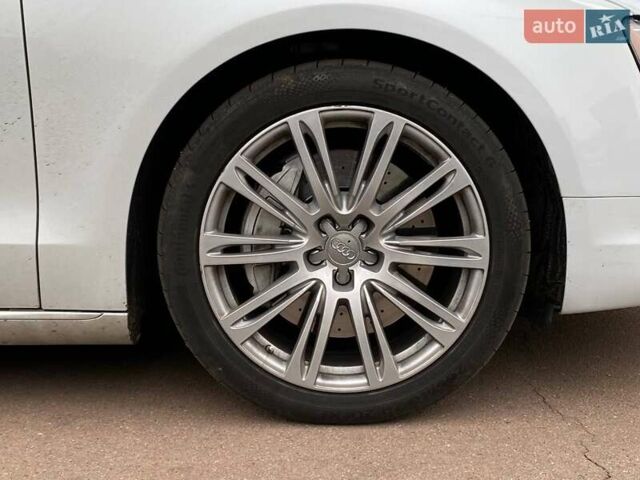 Белый Ауди А8, объемом двигателя 3 л и пробегом 216 тыс. км за 25900 $, фото 20 на Automoto.ua