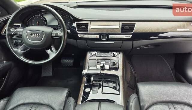 Белый Ауди А8, объемом двигателя 3 л и пробегом 158 тыс. км за 20000 $, фото 9 на Automoto.ua