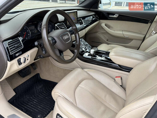 Білий Ауді A8, об'ємом двигуна 4.2 л та пробігом 269 тис. км за 25500 $, фото 17 на Automoto.ua