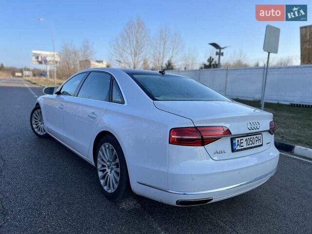 Белый Ауди А8, объемом двигателя 3 л и пробегом 192 тыс. км за 21999 $, фото 8 на Automoto.ua