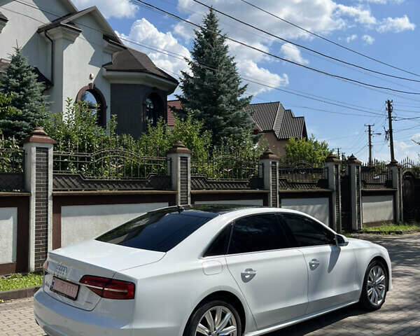 Білий Ауді A8, об'ємом двигуна 3 л та пробігом 129 тис. км за 25000 $, фото 11 на Automoto.ua
