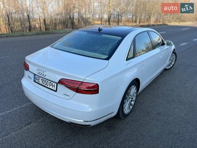 Белый Ауди А8, объемом двигателя 3 л и пробегом 192 тыс. км за 21999 $, фото 7 на Automoto.ua