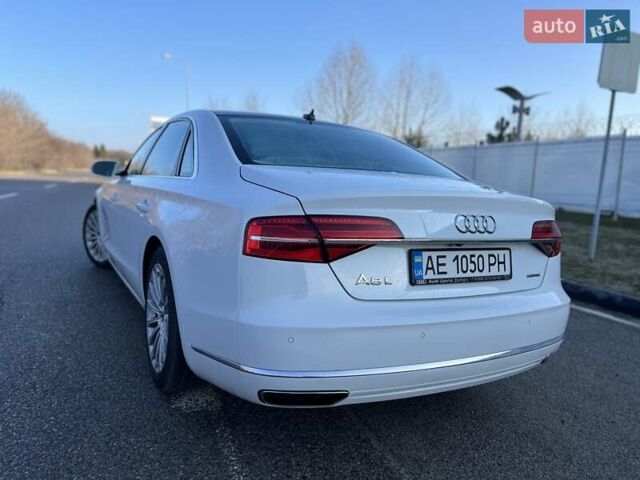 Белый Ауди А8, объемом двигателя 3 л и пробегом 192 тыс. км за 21999 $, фото 9 на Automoto.ua