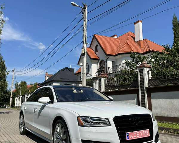 Білий Ауді A8, об'ємом двигуна 3 л та пробігом 129 тис. км за 25000 $, фото 1 на Automoto.ua