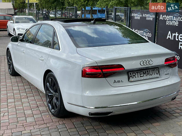 Белый Ауди А8, объемом двигателя 3 л и пробегом 111 тыс. км за 25450 $, фото 4 на Automoto.ua