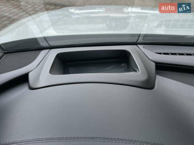 Білий Ауді A8, об'ємом двигуна 3 л та пробігом 111 тис. км за 24800 $, фото 17 на Automoto.ua
