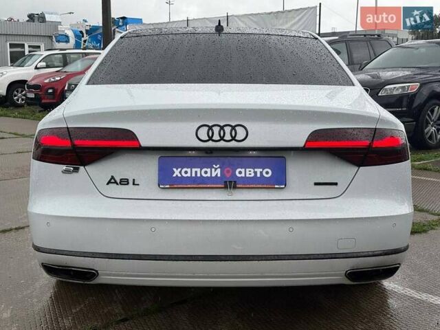 Білий Ауді A8, об'ємом двигуна 3 л та пробігом 227 тис. км за 28500 $, фото 4 на Automoto.ua