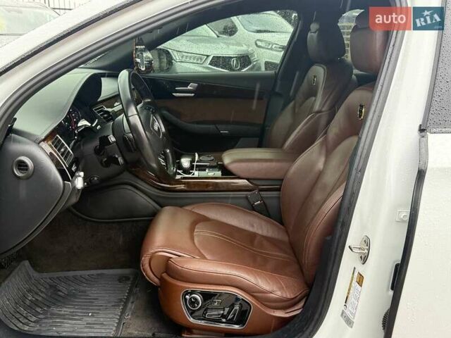 Білий Ауді A8, об'ємом двигуна 3 л та пробігом 227 тис. км за 28500 $, фото 17 на Automoto.ua