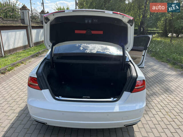 Білий Ауді A8, об'ємом двигуна 3 л та пробігом 129 тис. км за 25000 $, фото 28 на Automoto.ua