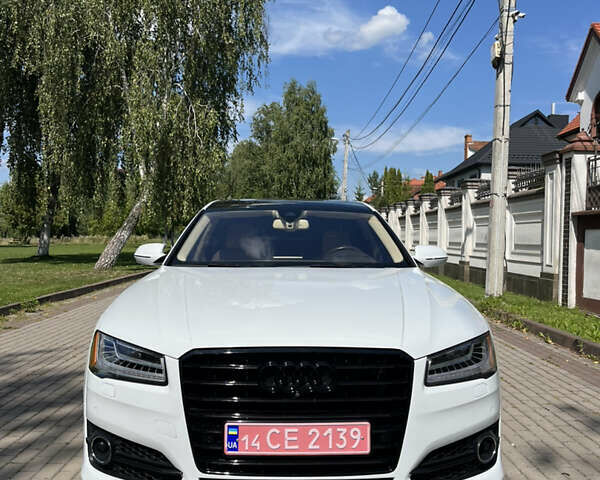 Білий Ауді A8, об'ємом двигуна 3 л та пробігом 129 тис. км за 25000 $, фото 2 на Automoto.ua