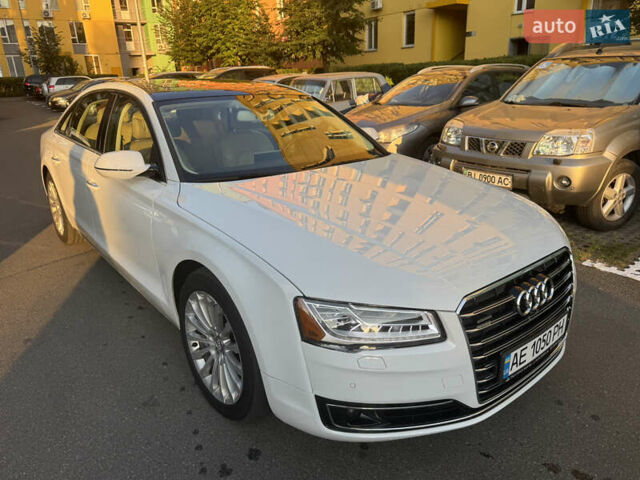 Білий Ауді A8, об'ємом двигуна 3 л та пробігом 196 тис. км за 25700 $, фото 5 на Automoto.ua