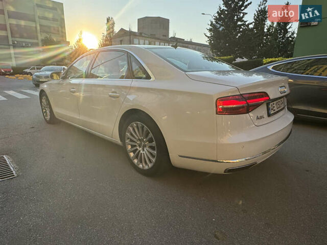 Білий Ауді A8, об'ємом двигуна 3 л та пробігом 196 тис. км за 25700 $, фото 2 на Automoto.ua