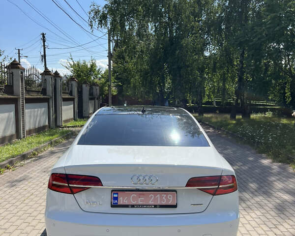 Білий Ауді A8, об'ємом двигуна 3 л та пробігом 129 тис. км за 25000 $, фото 9 на Automoto.ua