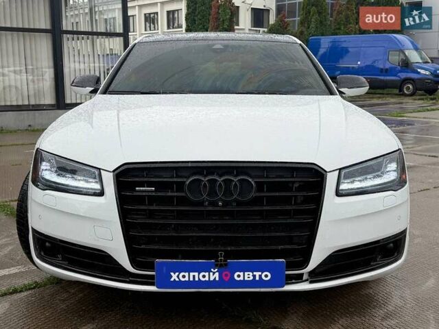 Білий Ауді A8, об'ємом двигуна 3 л та пробігом 227 тис. км за 28500 $, фото 1 на Automoto.ua
