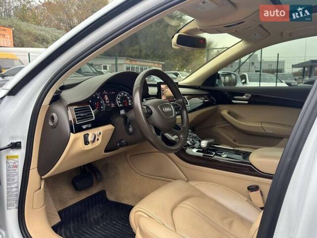 Белый Ауди А8, объемом двигателя 3 л и пробегом 95 тыс. км за 23900 $, фото 12 на Automoto.ua