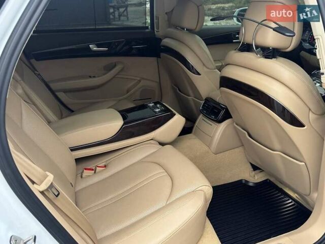 Белый Ауди А8, объемом двигателя 3 л и пробегом 95 тыс. км за 23900 $, фото 18 на Automoto.ua