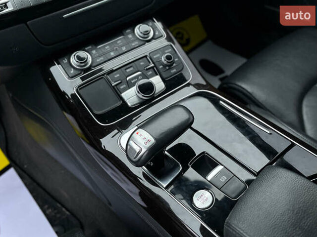 Белый Ауди А8, объемом двигателя 3 л и пробегом 182 тыс. км за 22900 $, фото 14 на Automoto.ua