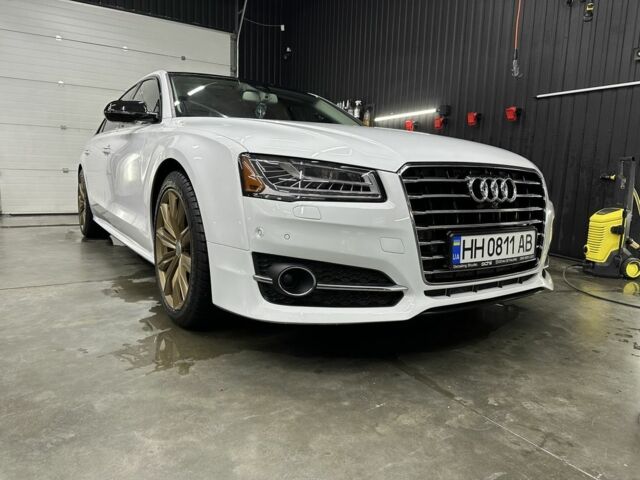 Білий Ауді A8, об'ємом двигуна 3 л та пробігом 173 тис. км за 30000 $, фото 4 на Automoto.ua