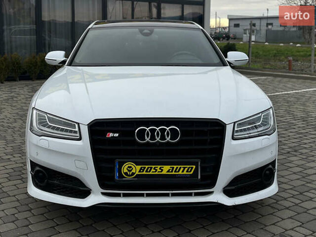 Белый Ауди А8, объемом двигателя 3 л и пробегом 182 тыс. км за 22900 $, фото 1 на Automoto.ua