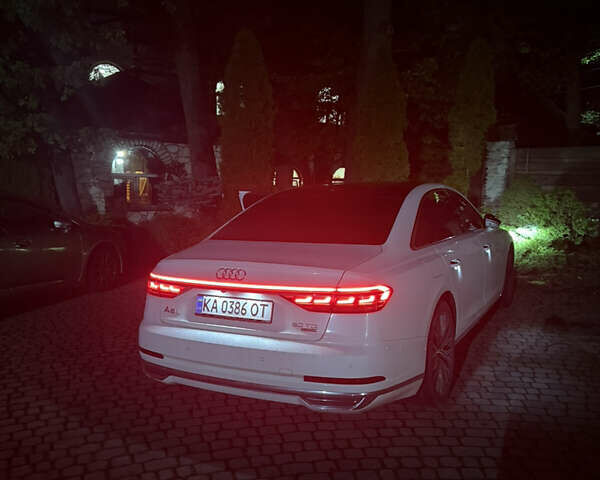 Білий Ауді A8, об'ємом двигуна 2.97 л та пробігом 88 тис. км за 67000 $, фото 8 на Automoto.ua