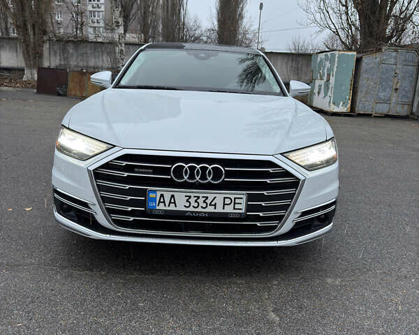 Білий Ауді A8, об'ємом двигуна 3 л та пробігом 83 тис. км за 46999 $, фото 1 на Automoto.ua
