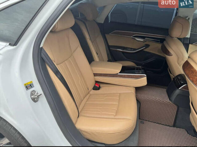 Білий Ауді A8, об'ємом двигуна 3 л та пробігом 83 тис. км за 46999 $, фото 26 на Automoto.ua