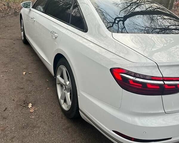 Білий Ауді A8, об'ємом двигуна 3 л та пробігом 105 тис. км за 60000 $, фото 2 на Automoto.ua