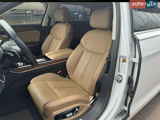 Білий Ауді A8, об'ємом двигуна 3 л та пробігом 83 тис. км за 46999 $, фото 18 на Automoto.ua