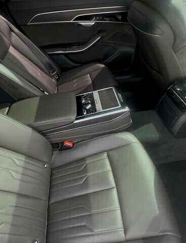 Білий Ауді A8, об'ємом двигуна 2.97 л та пробігом 88 тис. км за 67000 $, фото 14 на Automoto.ua