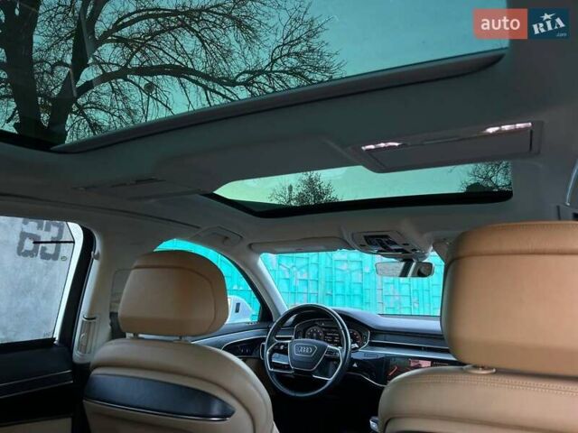 Белый Ауди А8, объемом двигателя 3 л и пробегом 37 тыс. км за 41000 $, фото 11 на Automoto.ua