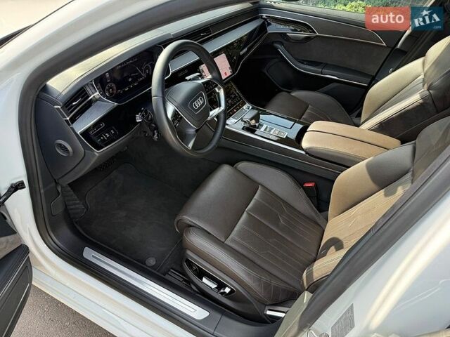 Білий Ауді A8, об'ємом двигуна 2.97 л та пробігом 140 тис. км за 47500 $, фото 10 на Automoto.ua