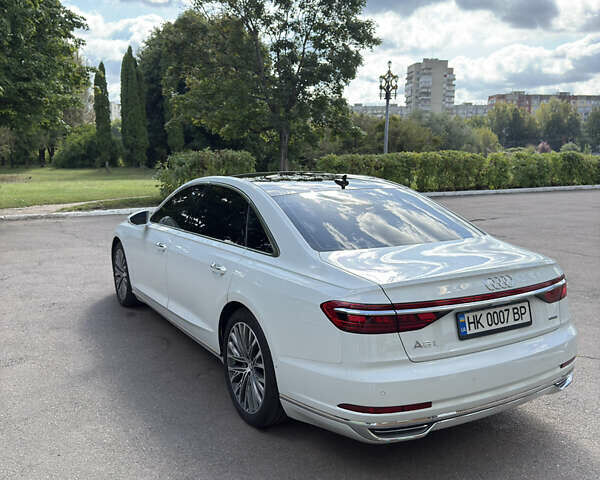 Белый Ауди А8, объемом двигателя 3 л и пробегом 161 тыс. км за 40000 $, фото 5 на Automoto.ua