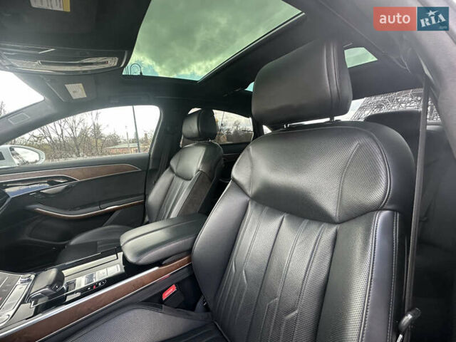 Белый Ауди А8, объемом двигателя 3 л и пробегом 84 тыс. км за 45500 $, фото 10 на Automoto.ua