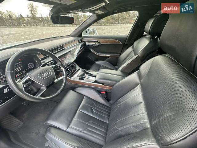 Белый Ауди А8, объемом двигателя 3 л и пробегом 84 тыс. км за 45500 $, фото 11 на Automoto.ua