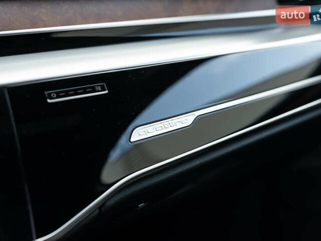 Белый Ауди А8, объемом двигателя 3 л и пробегом 165 тыс. км за 43500 $, фото 53 на Automoto.ua