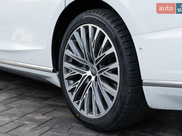 Белый Ауди А8, объемом двигателя 3 л и пробегом 165 тыс. км за 43500 $, фото 95 на Automoto.ua