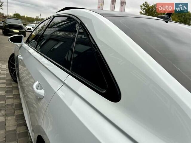 Белый Ауди А8, объемом двигателя 3 л и пробегом 45 тыс. км за 54900 $, фото 93 на Automoto.ua