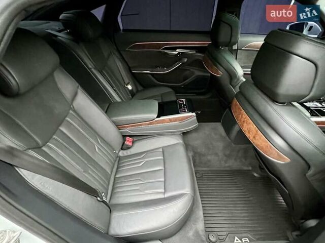 Белый Ауди А8, объемом двигателя 3 л и пробегом 45 тыс. км за 54900 $, фото 53 на Automoto.ua