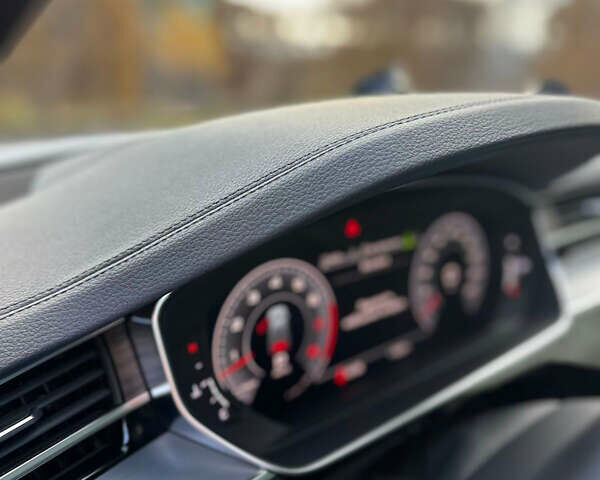 Белый Ауди А8, объемом двигателя 3 л и пробегом 53 тыс. км за 58000 $, фото 31 на Automoto.ua