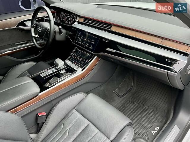 Белый Ауди А8, объемом двигателя 3 л и пробегом 45 тыс. км за 54900 $, фото 66 на Automoto.ua
