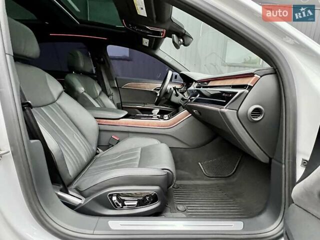 Белый Ауди А8, объемом двигателя 3 л и пробегом 45 тыс. км за 54900 $, фото 63 на Automoto.ua
