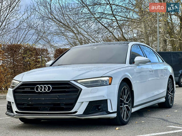 Белый Ауди А8, объемом двигателя 3 л и пробегом 53 тыс. км за 58000 $, фото 44 на Automoto.ua
